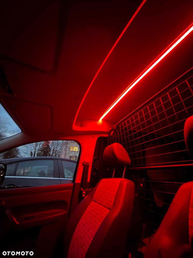 Volkswagen Caddy - 19