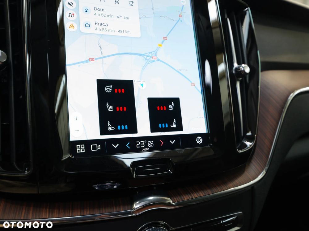 Volvo XC 60 B4 D AWD Plus Dark - 28