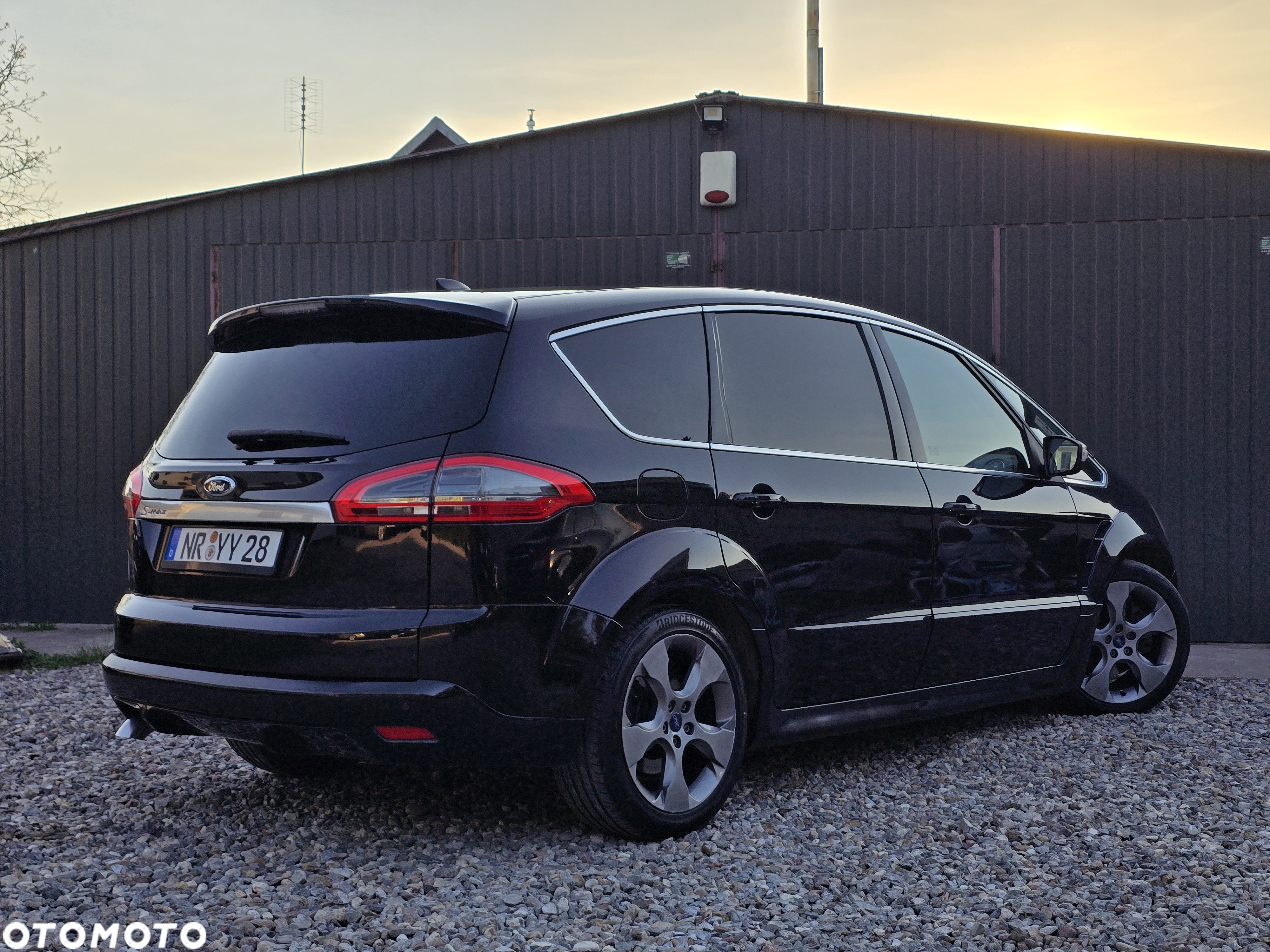 Ford S-Max 2.0 TDCi DPF Titanium X - 14