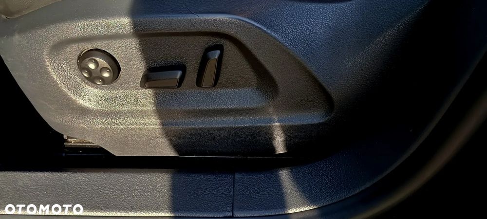 Volkswagen Tiguan 2.0 TDI DPF 4Motion BlueMotion Technology DSG Sport & Style - 21