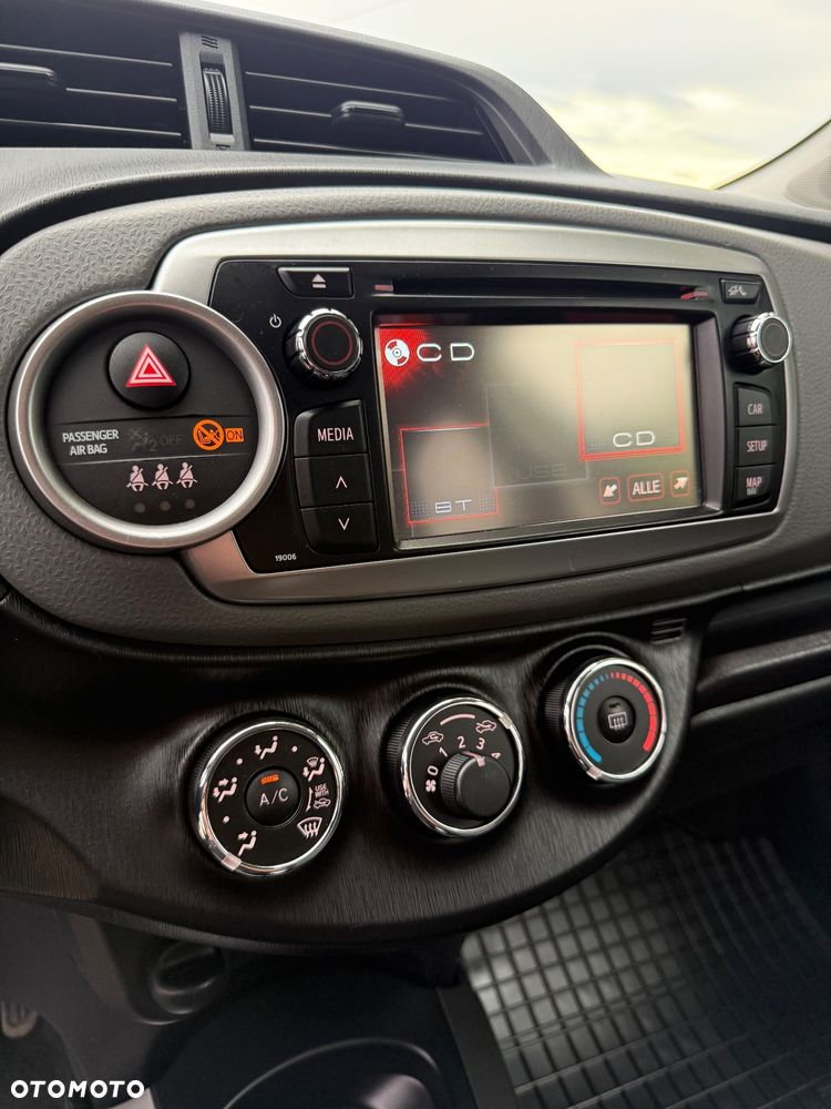 Toyota Yaris 1.0 VVT-i Trend - 23