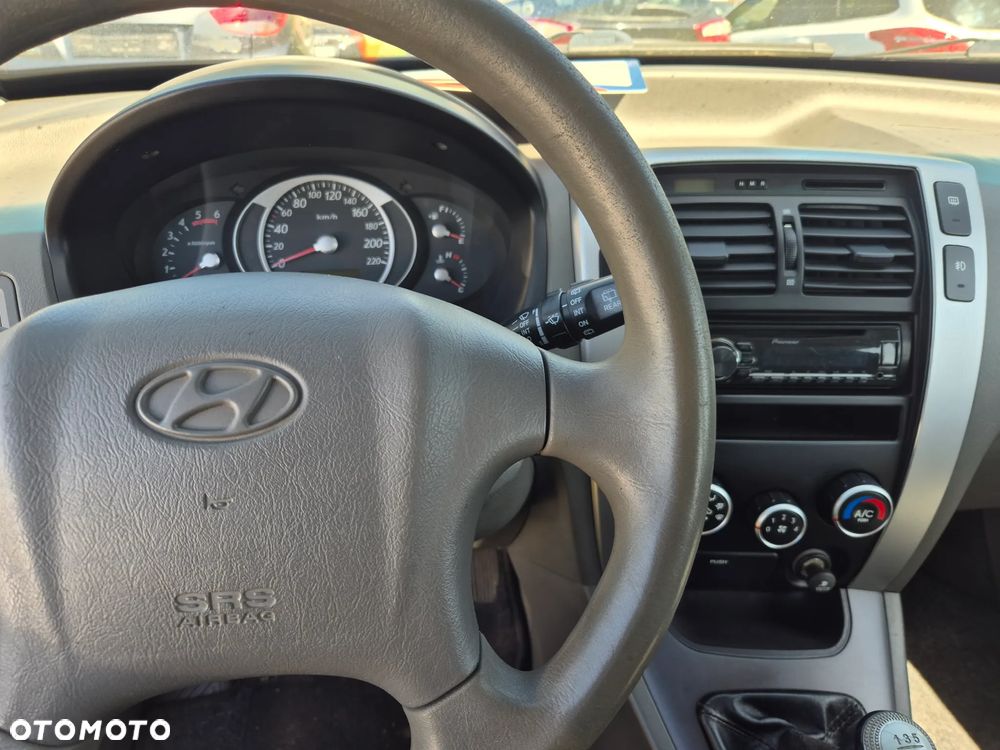 Hyundai Tucson 2.0 CRDi 2WD GLS - 13