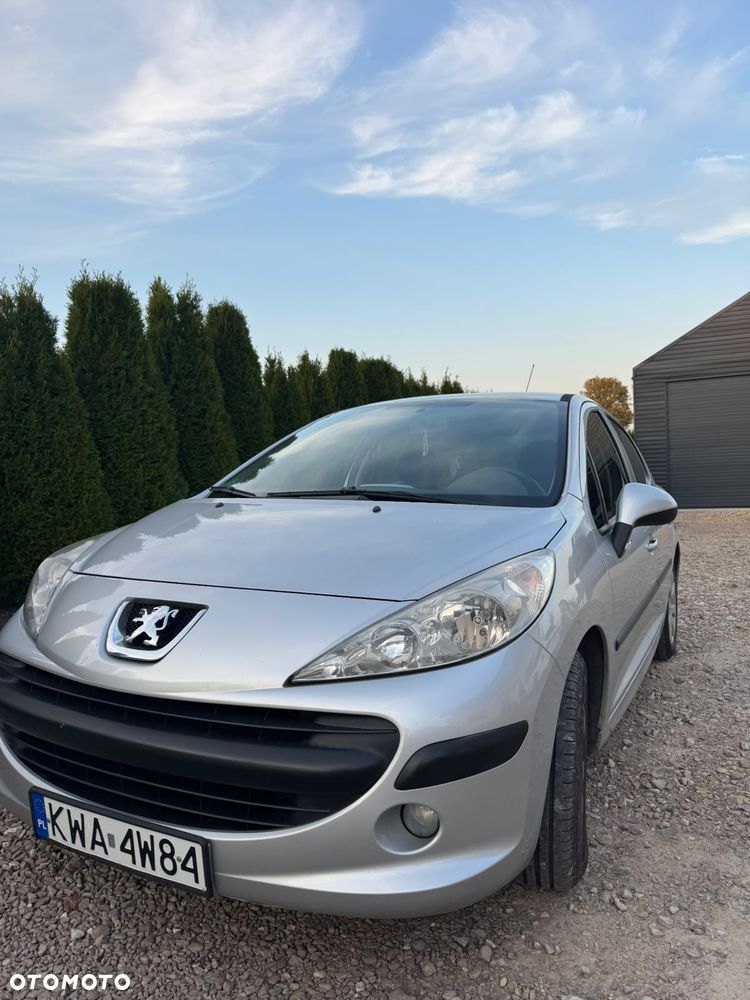 Peugeot 207 - 2