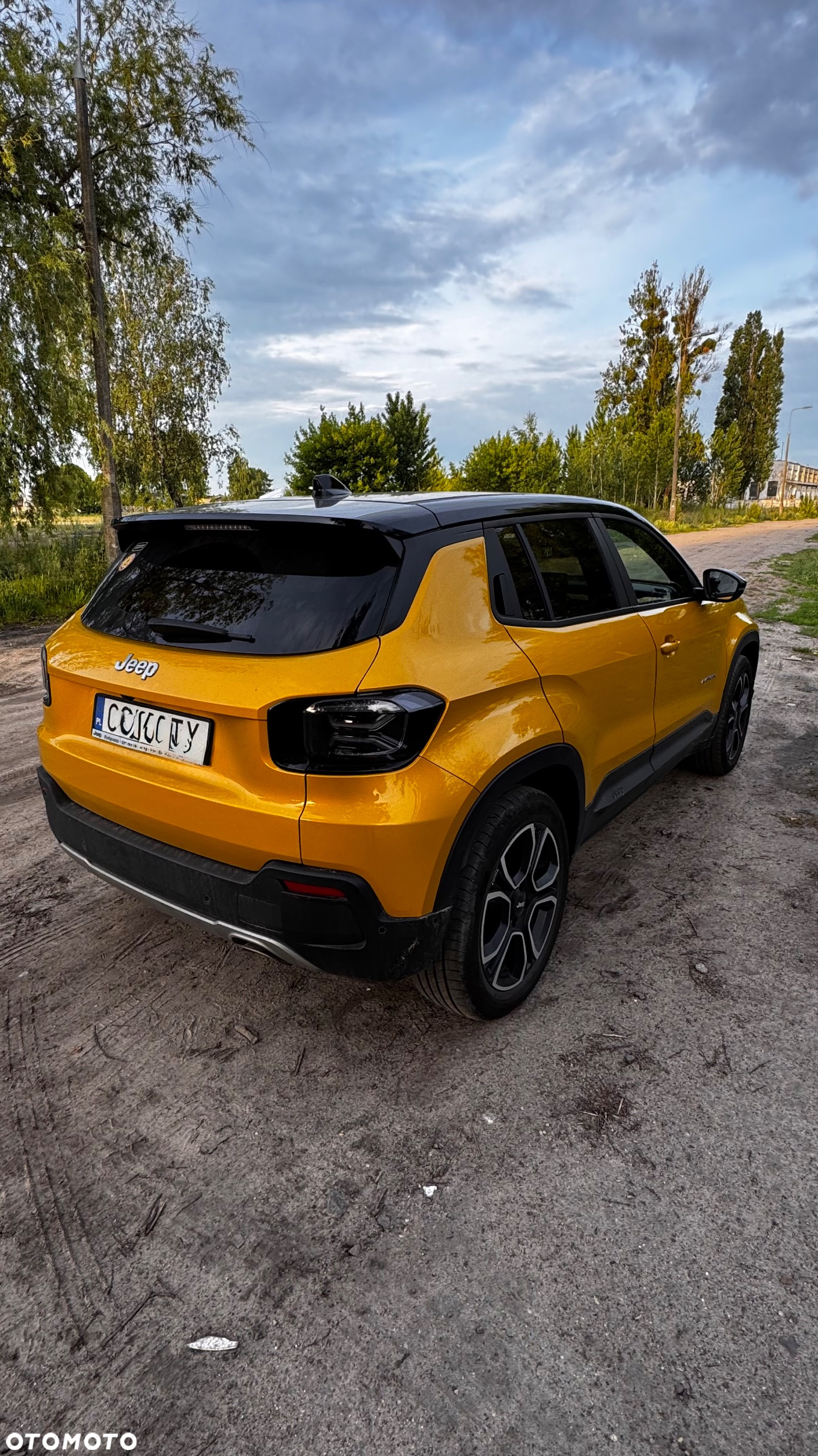 Jeep Avenger 1.2 GSE T3 Summit Winter Edition FWD - 3