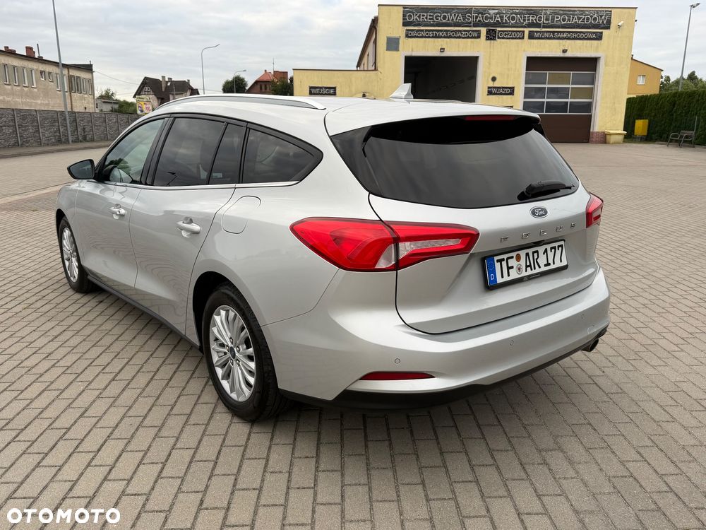 Ford Focus 2.0 EcoBlue Titanium Business - 8