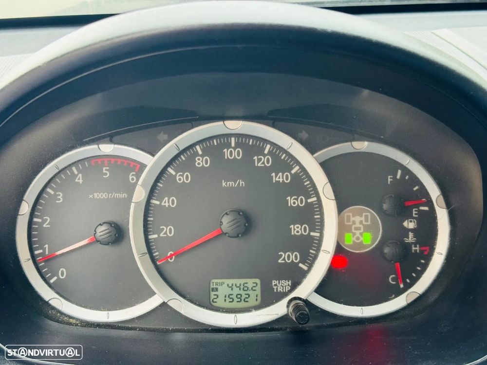 Mitsubishi L200 2.5 DI-D CD Invite AC CC 4WD - 26