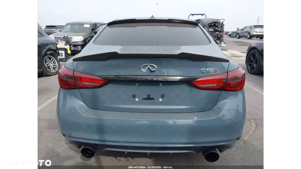 Infiniti Q50 - 8