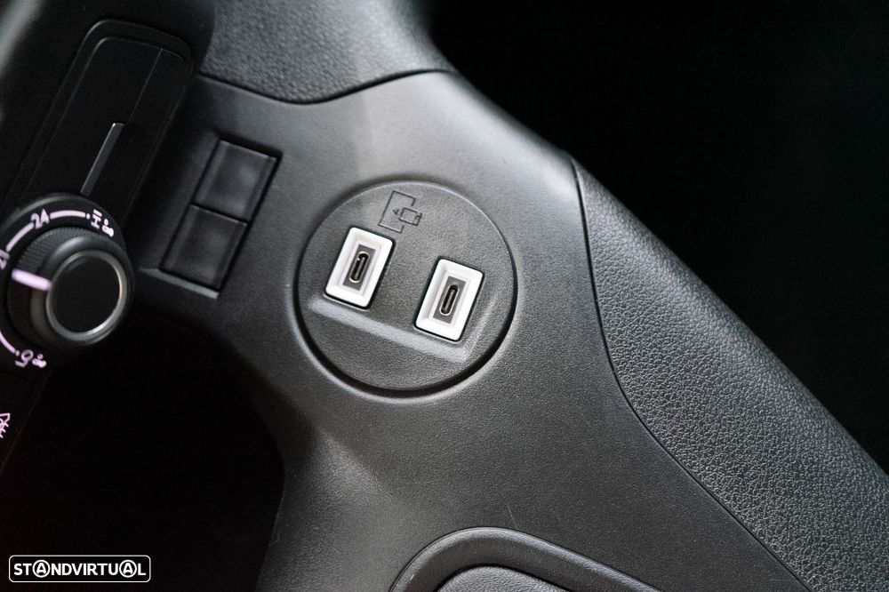 Peugeot Partner Outro - 24