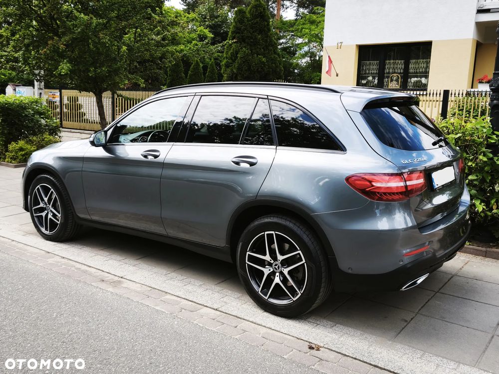 Mercedes-Benz GLC 220 d 4Matic 9G-TRONIC AMG Line - 4