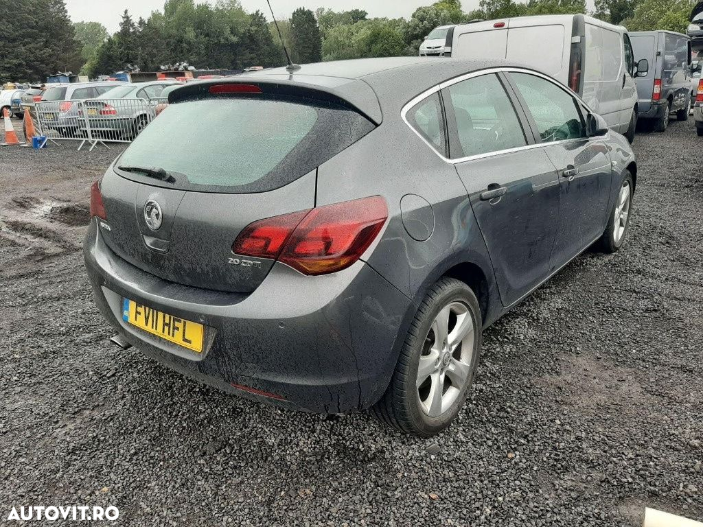 CD player Opel Astra J 2011 Hatchback 2.0 CDTI - 7