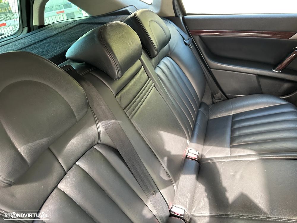 Peugeot 407 SW 2.0 HDi SE Navteq - 23