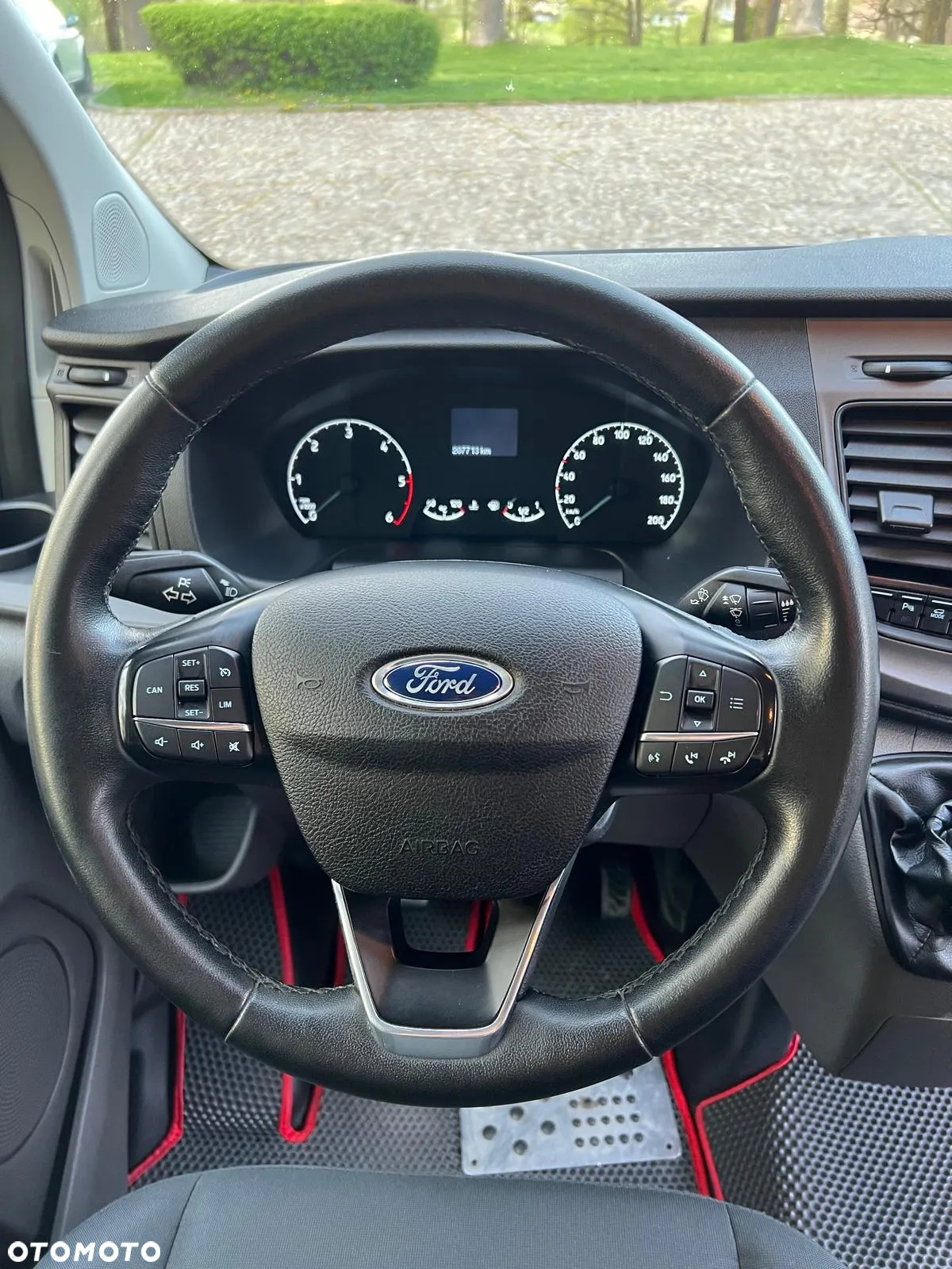 Ford Transit Custom - 10