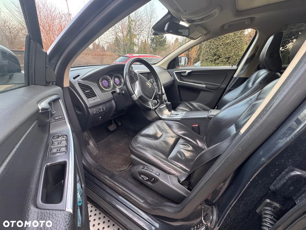 Volvo XC 60 2.4D AWD Summum - 9