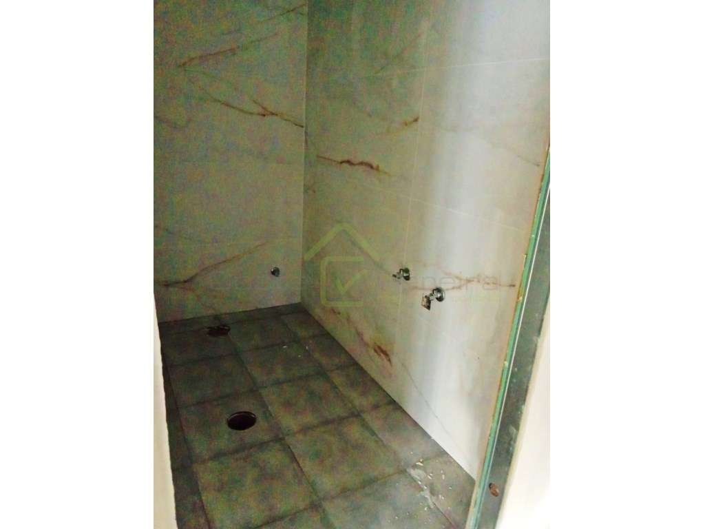 Moradia T3 com espaço exterior - Grande imagem: 5/16