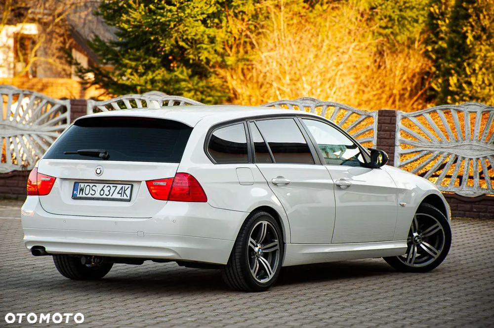 BMW Seria 3 318d Sport Line - 5