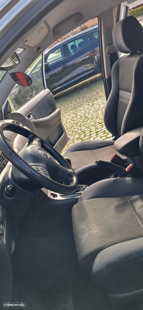 Toyota Corolla SW 1.6 VVT-i Sol - 18