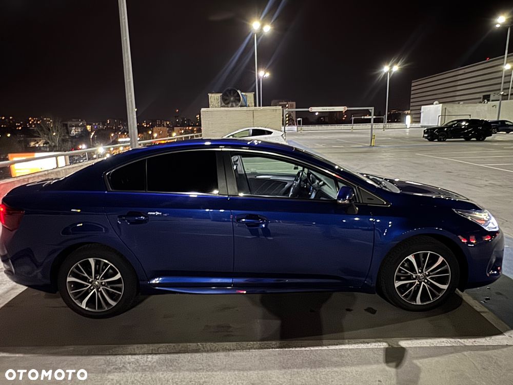 Toyota Avensis 1.8 Prestige MS - 8