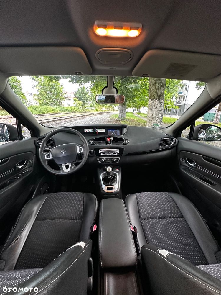 Renault Scenic - 5