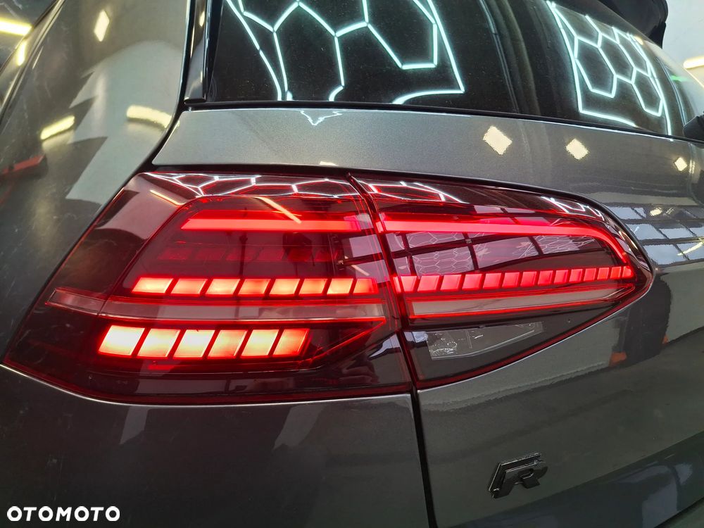 Volkswagen Golf VII 2.0 TSI BMT 4Mot R DSG - 6