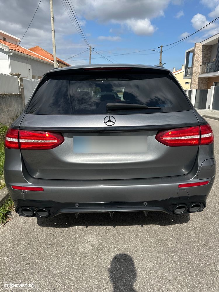 Mercedes-Benz E 300 - 5