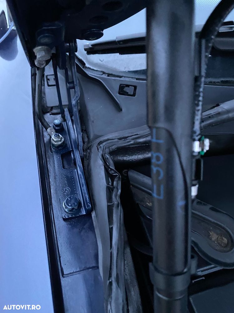 BMW Seria 7 740iA - 38