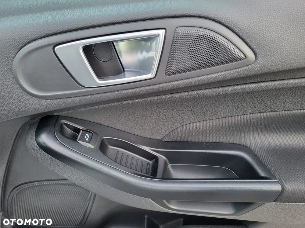 Ford Fiesta 1.0 EcoBoost Silver X - 24