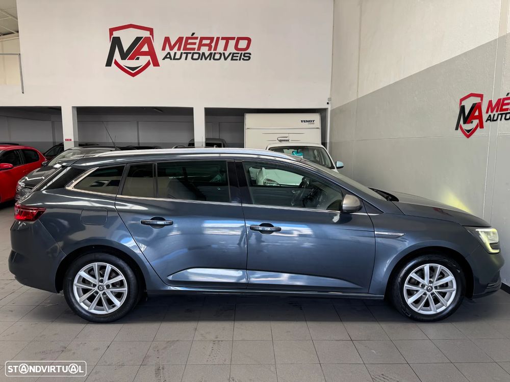 Renault Mégane Sport Tourer dCi 110 FAP LIMITED - 8