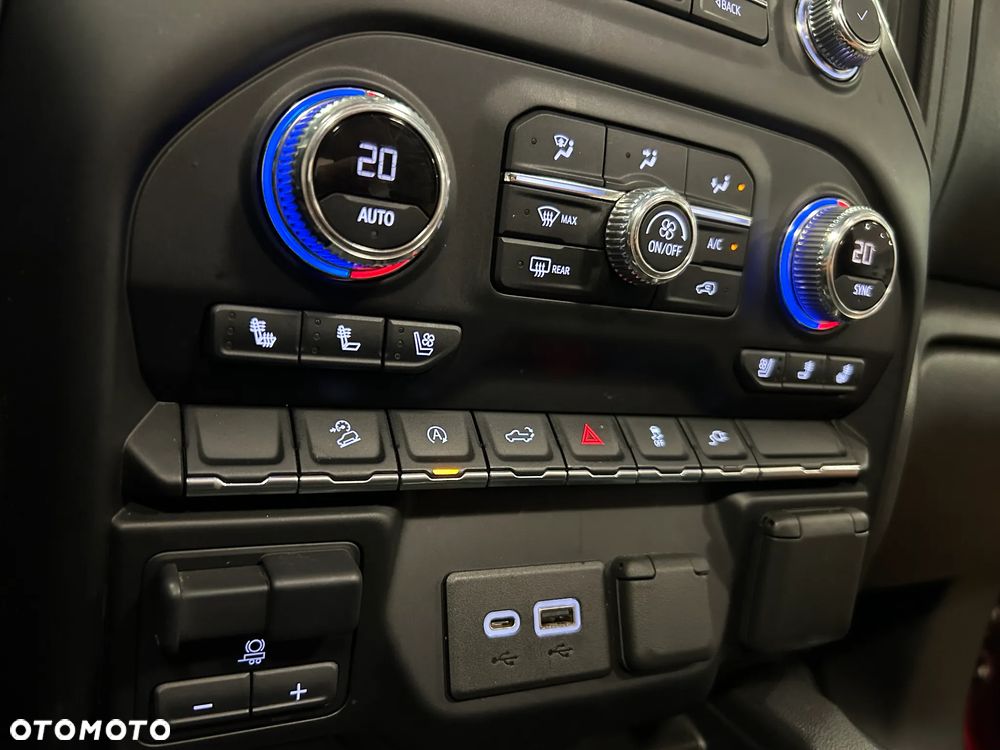GMC Sierra - 13