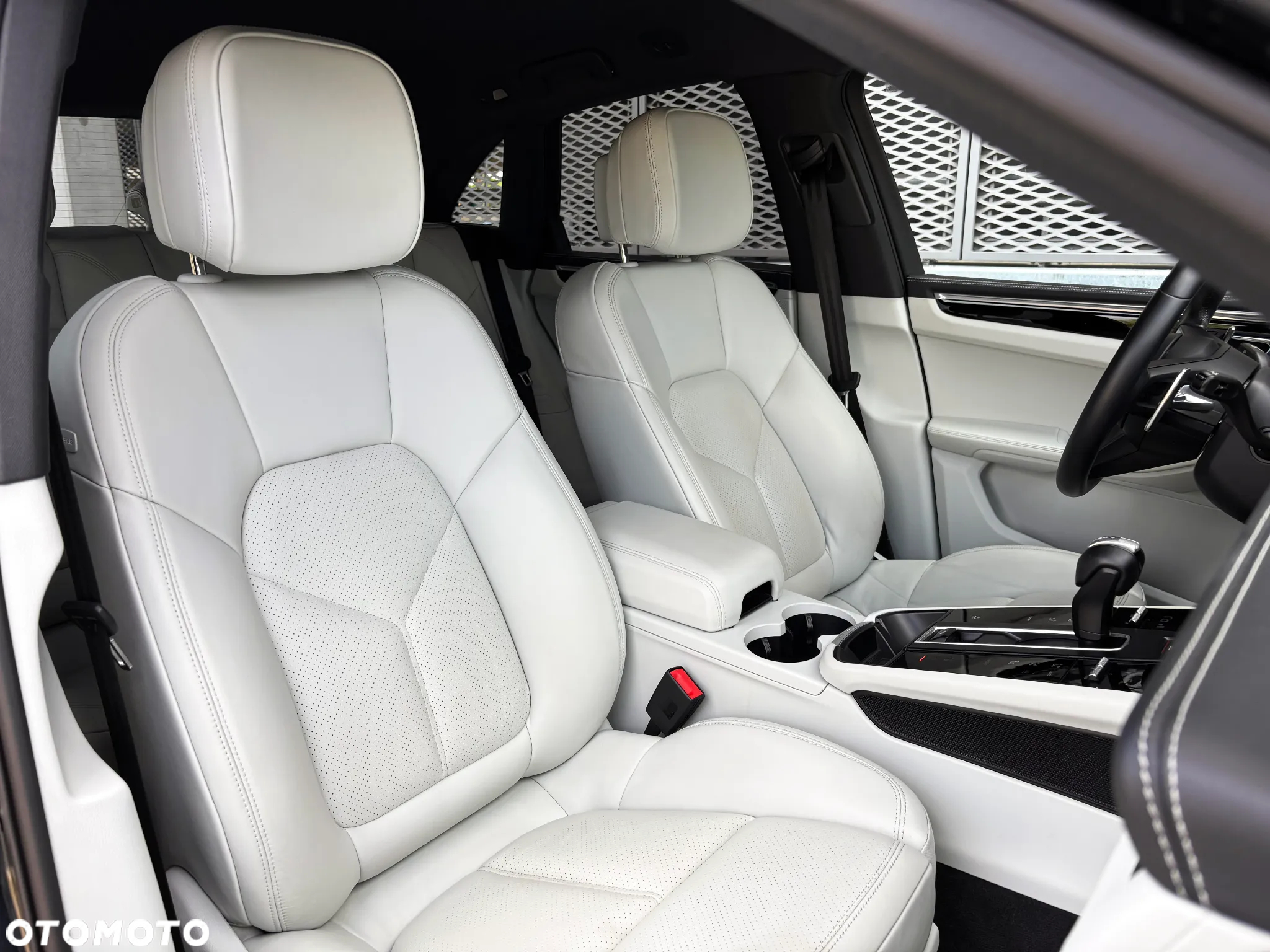 Porsche Macan - 15