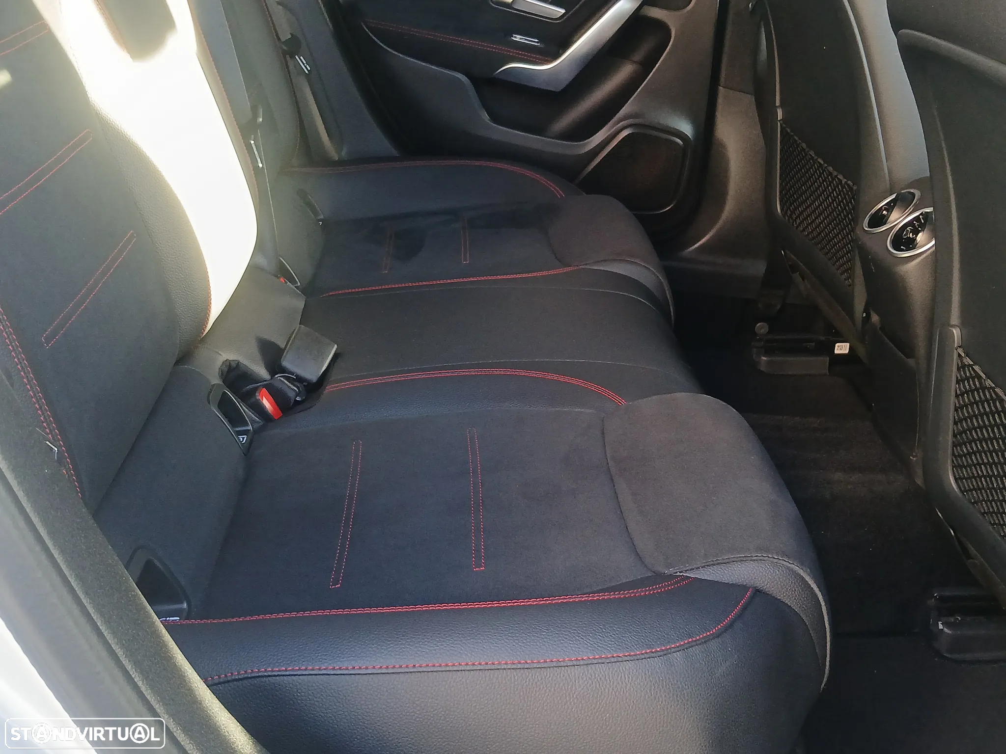 Mercedes-Benz A 180 d 7G-DCT AMG Line - 24