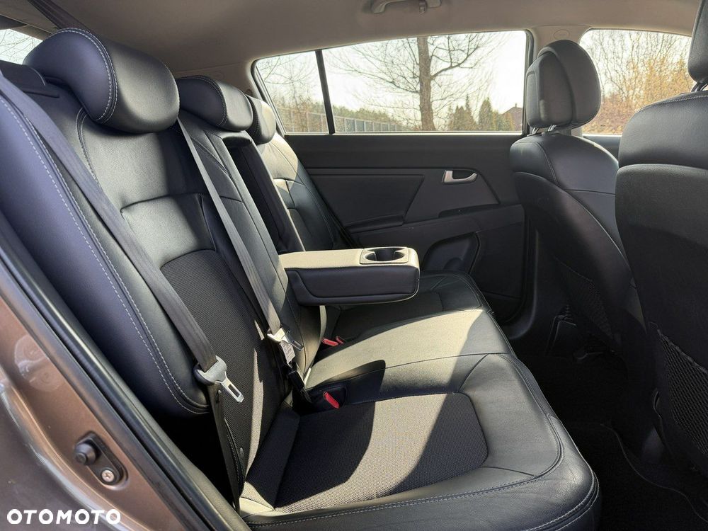 Kia Sportage 1.6 GDI L 2WD - 9