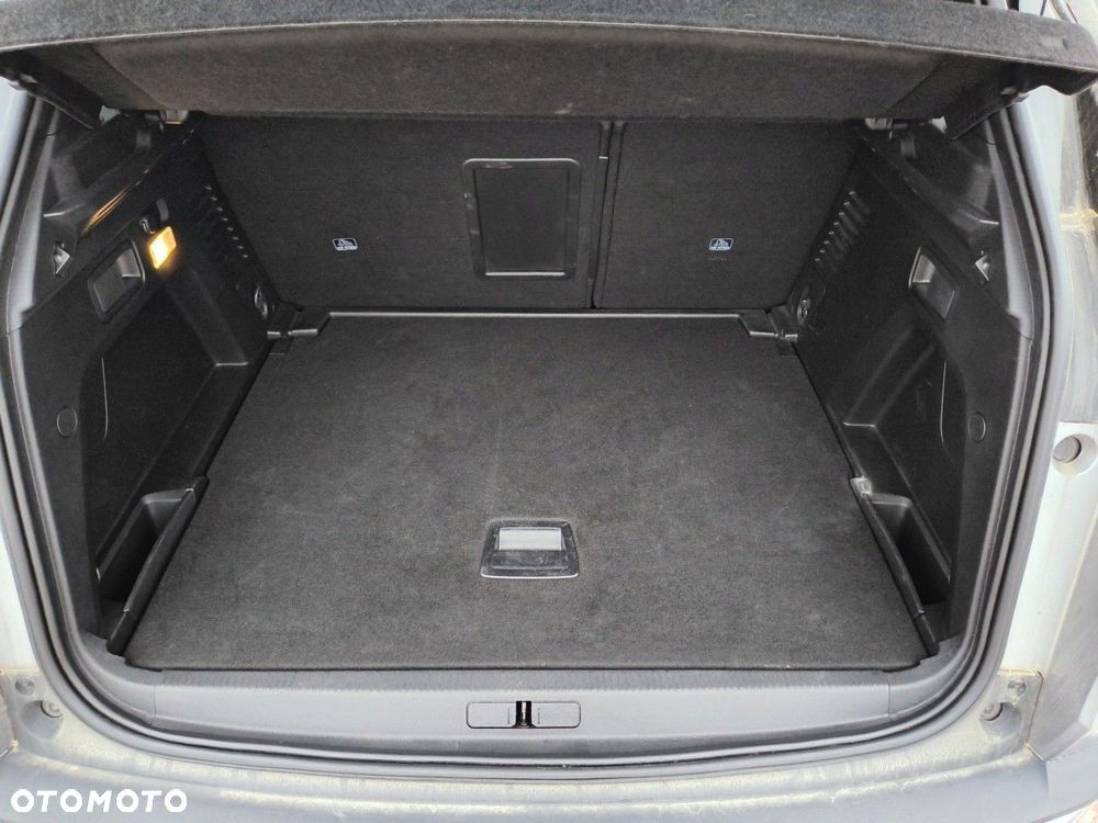 Peugeot 3008 1.2 PureTech Allure Pack S&S EAT8 - 6