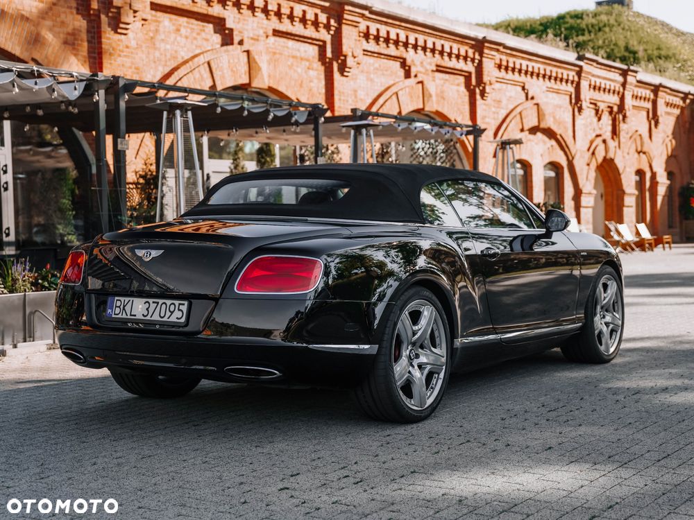 Bentley Continental GT W12 - 22