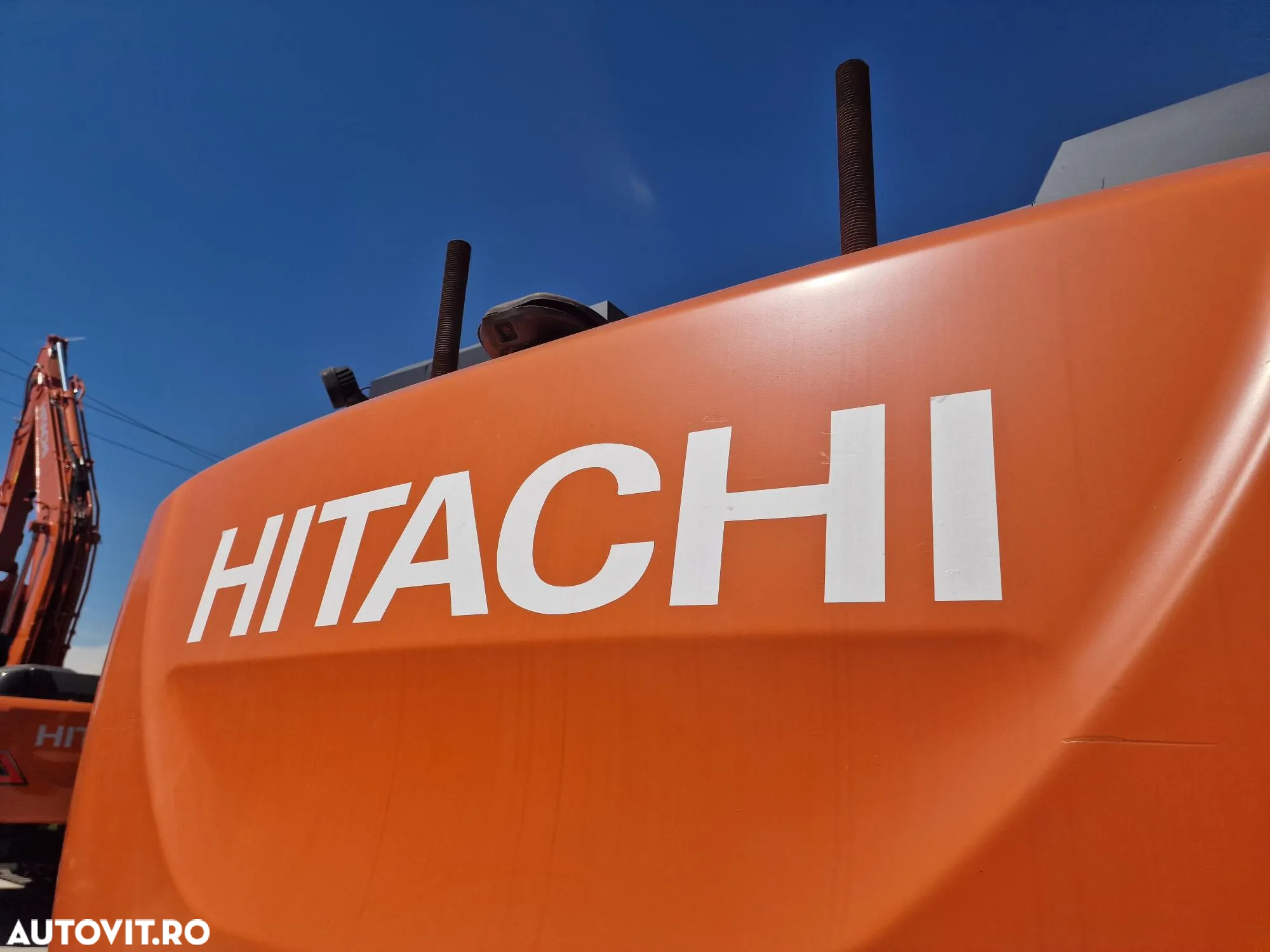 Hitachi ZX300, 32t, Cupa NOUA 1,8mc, 2018, 8.786h, Gresare automata, Inst picon, 3 pompe hidr HITACHI, Camera spate, Camere laterale, consum mediu 15l/h, Stare foarte buna, posibilitate leasing 3 ani-PROMOTIE 87.900 EUR+tva - 24