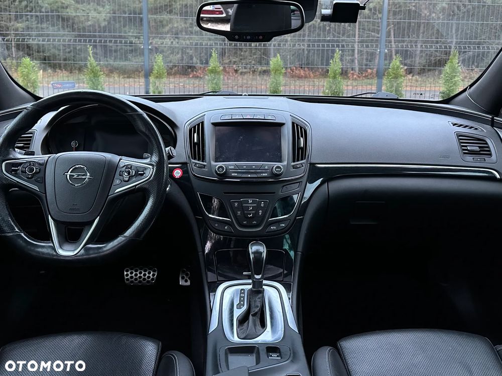 Opel Insignia - 17