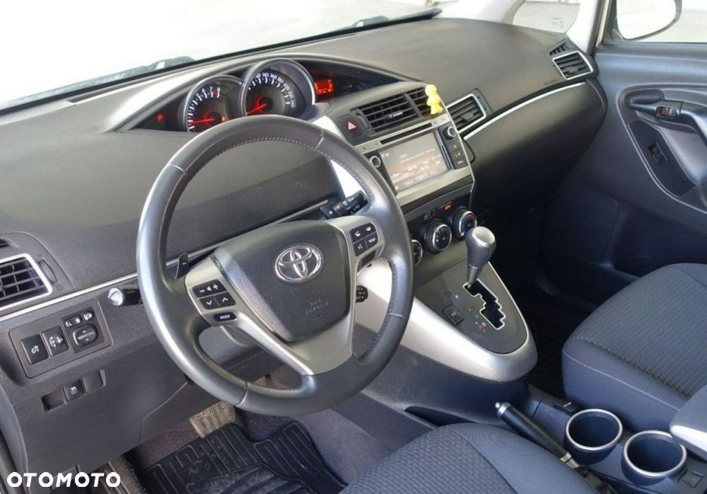 Toyota Verso - 14