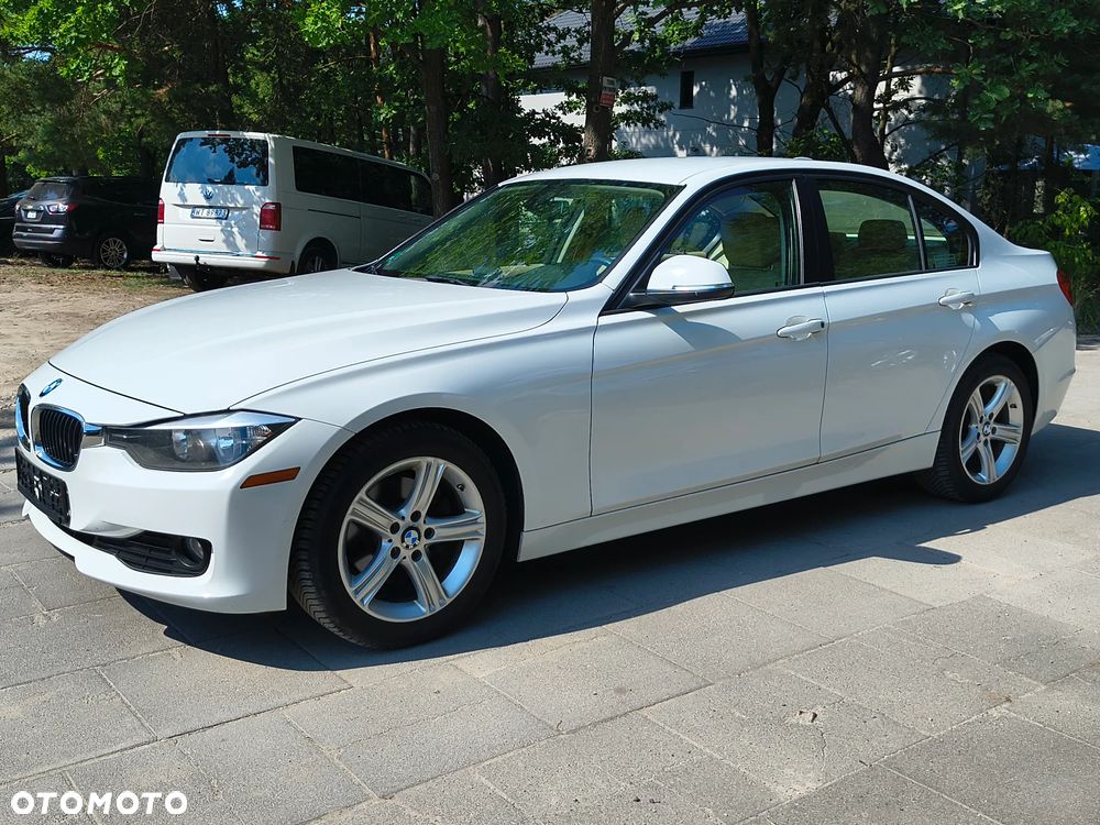 BMW Seria 3 320i Sport-Aut Luxury Line - 3