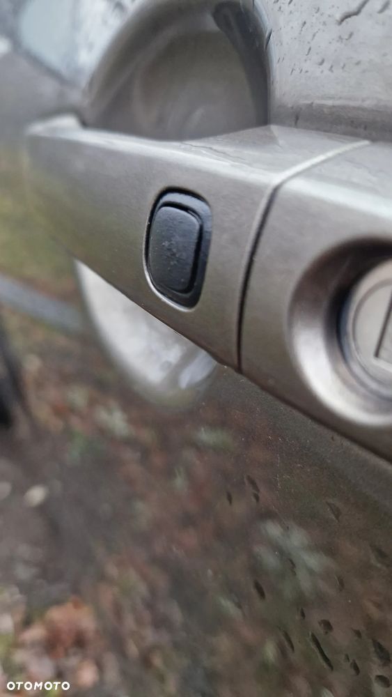 Toyota RAV4 2.0 VVT-i Prestige NAVI MS - 23