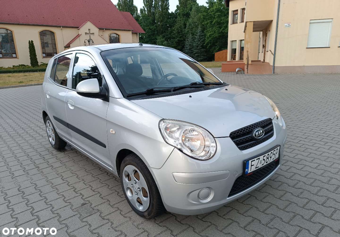 Kia Picanto - 1