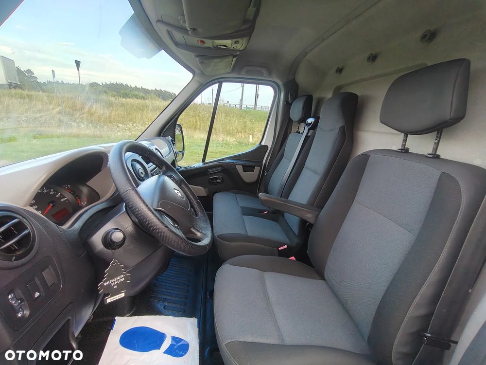 Renault Master - 32
