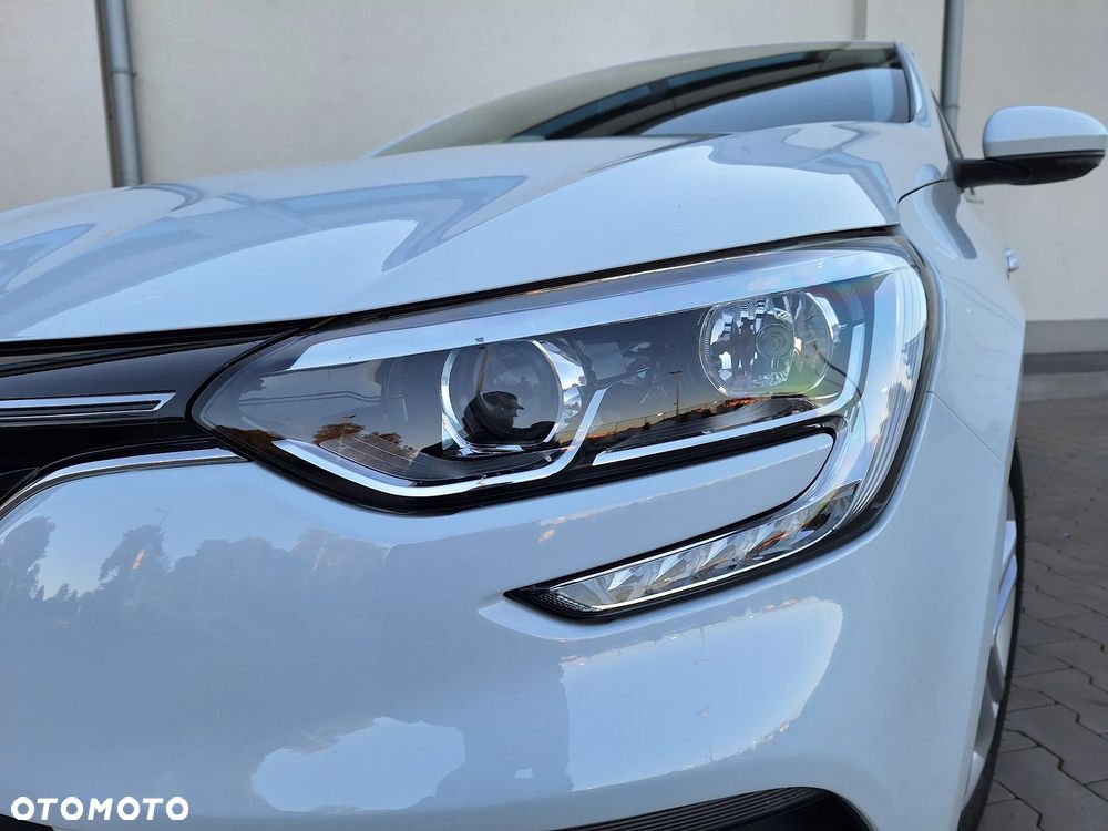 Renault Megane ENERGY TCe 100 INTENS - 10