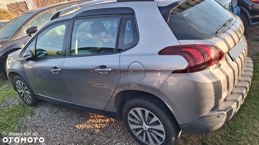 Peugeot 2008 BlueHDi 100 STOP & START Style - 3