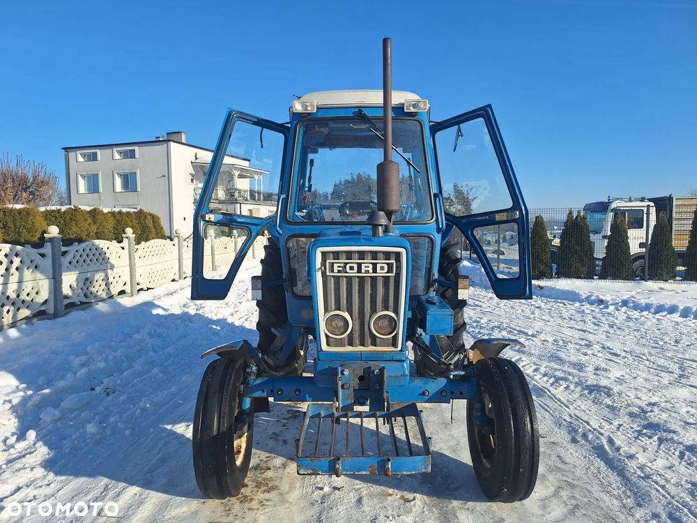 Ford 4600 - 12