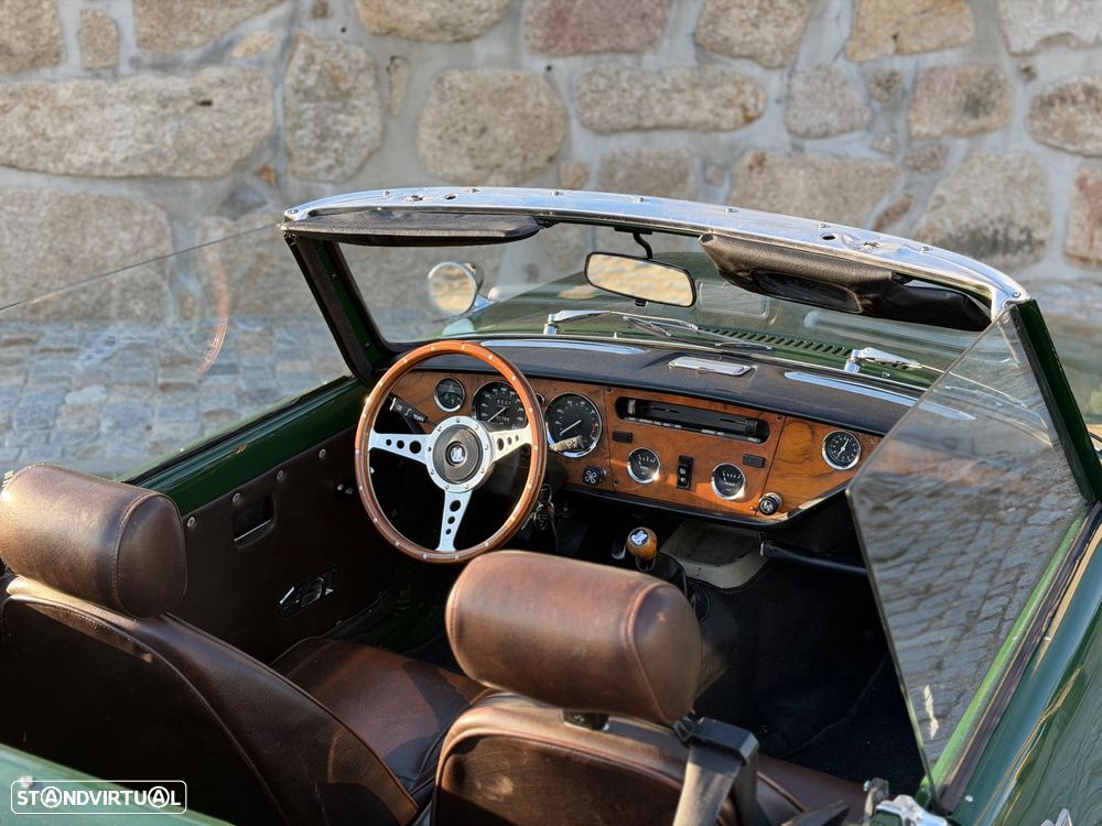 Triumph Spitfire - 13