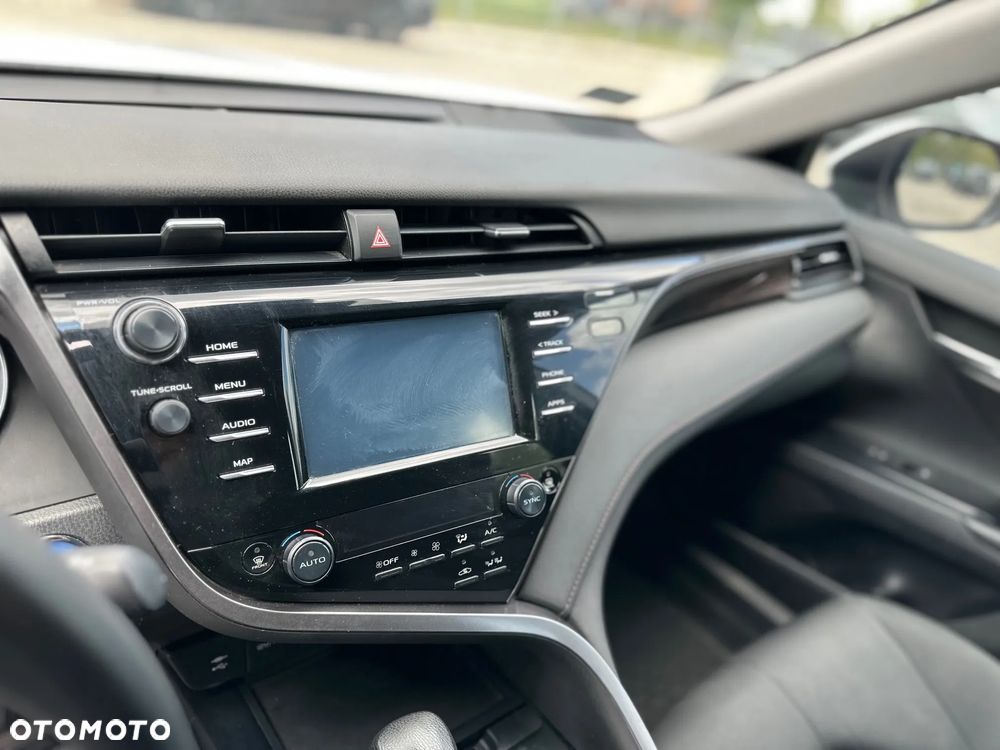 Toyota Camry - 15