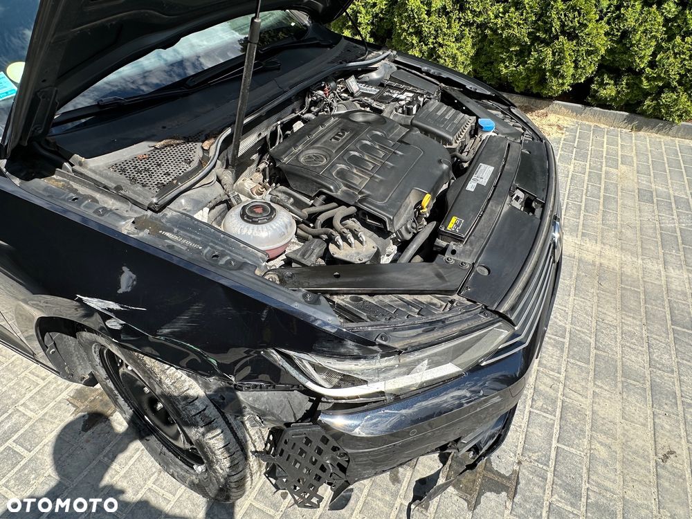 Volkswagen Passat 1.6 TDI (BlueMotion Technology) Trendline - 12