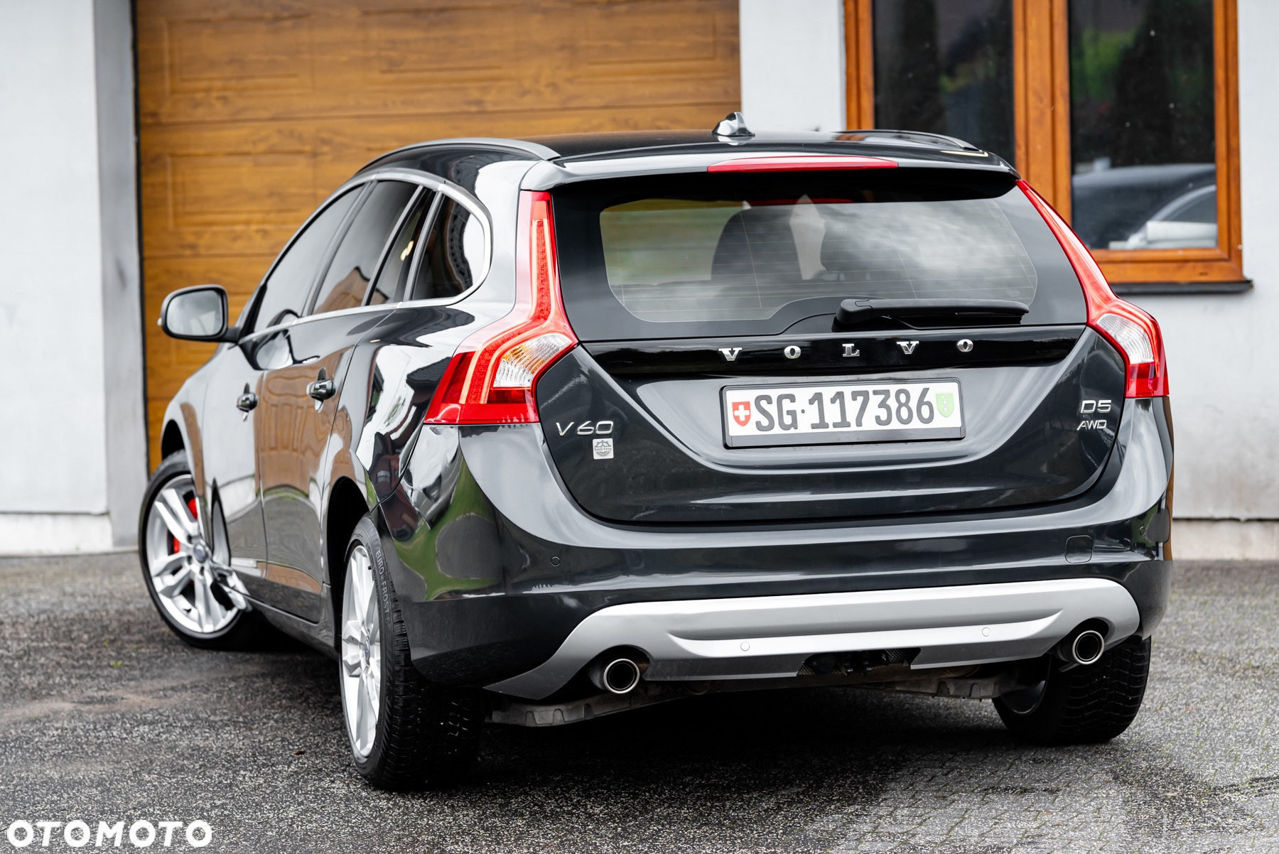 Volvo V60 D5 AWD - 17