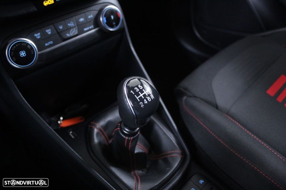 Ford Fiesta 1.0 EcoBoost ST-Line - 33