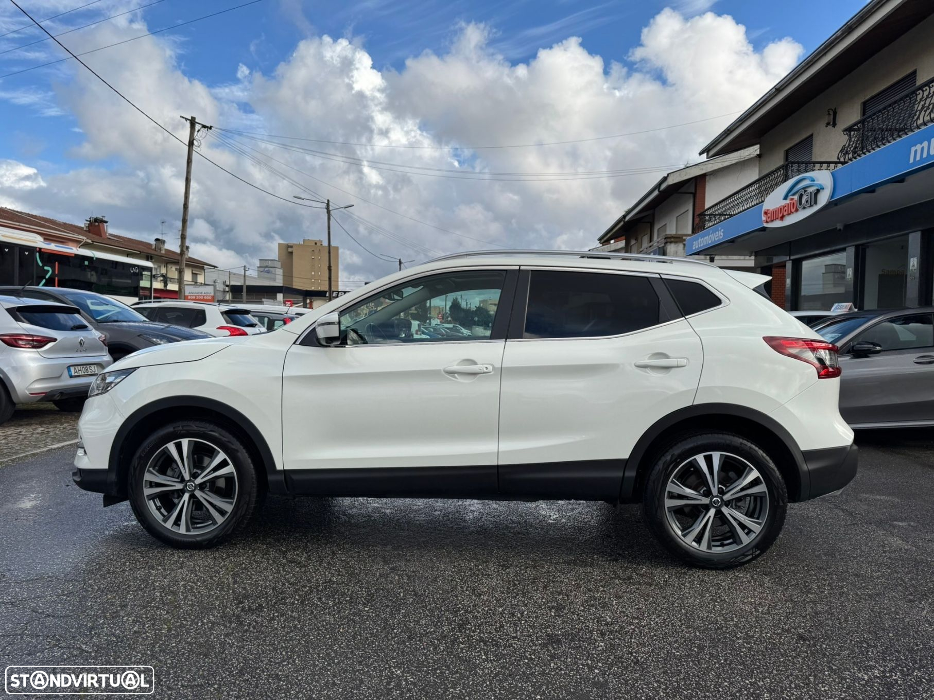 Nissan Qashqai 1.5 dCi N-Connecta J18 - 3