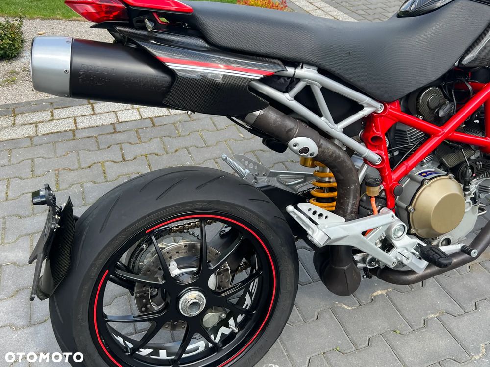 Ducati Hypermotard - 13